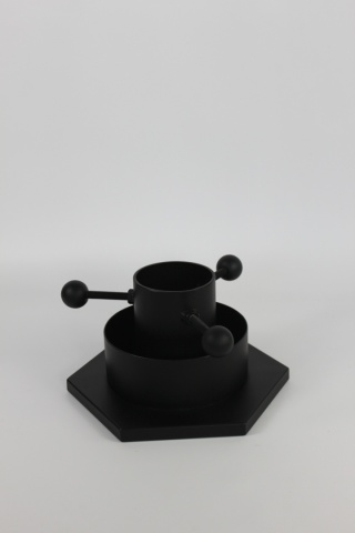 Metalowy Stojak Na Choinkę Z Pojemnikiem Na Wodę Loft "VitaLoft"